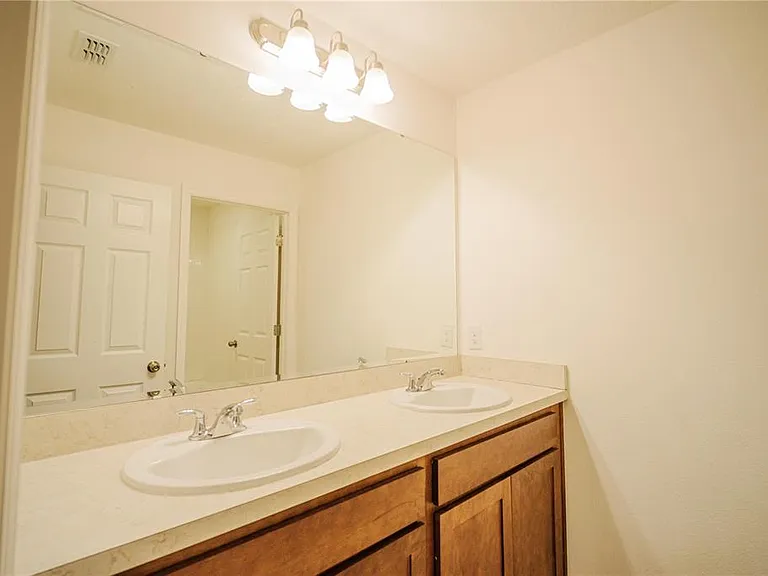 1284 Wispy Cypress Dr — Photo 12