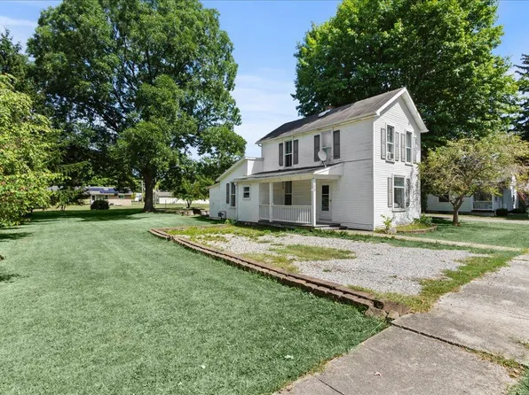 309 E Buckeye St, Belle Center, OH 43310