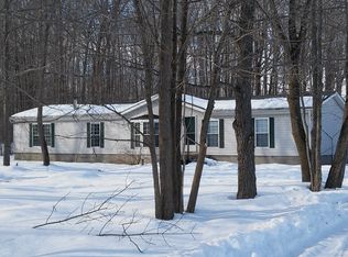 9945 Minyoung Rd, Newton Falls, OH 44444