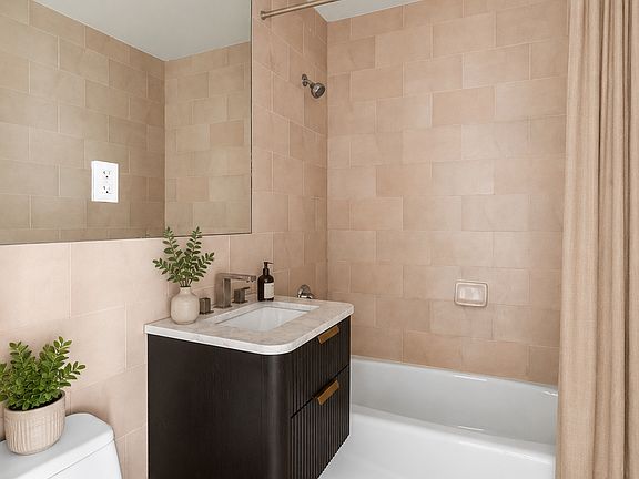 4th image of 11-13 Irving Pl APT 3R