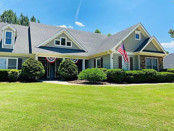 4th image of 224 Dartmore Ln