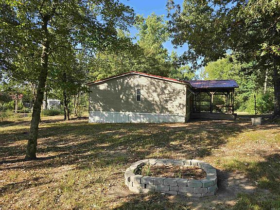 2nd image of 886 Polk Rd #1