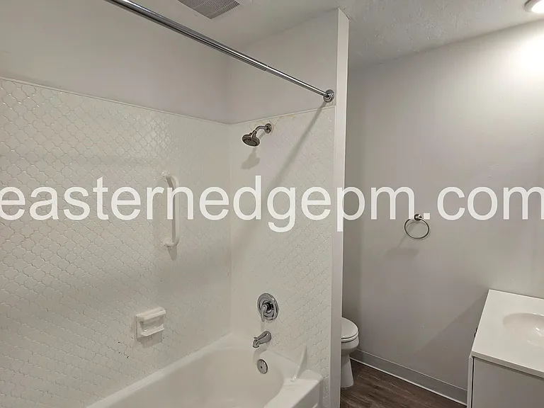 321 NW 8th Ave #315 — Photo 3