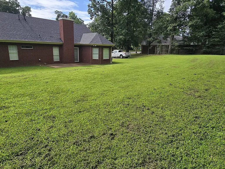 75 Austin Cir — Photo 3