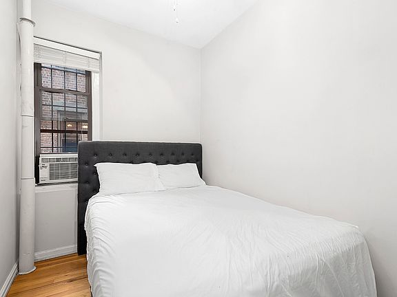 3rd image of 140 W 10th St APT 4FE