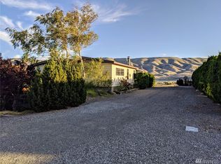 422 Island Vw SW, Mattawa, WA 99349