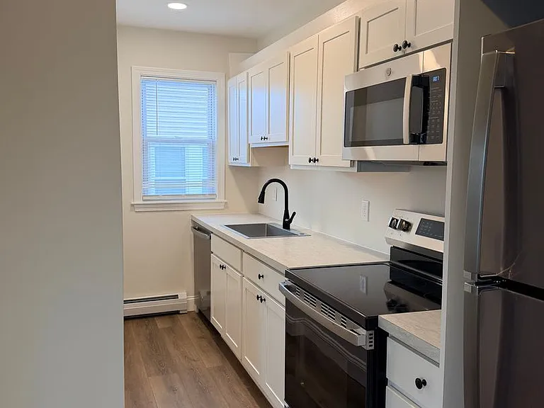 18 Mount Pleasant St #2 — Photo 3