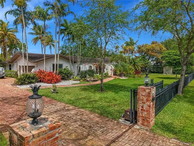 15280 SW 72nd Ave — Photo 15