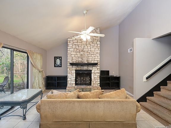 2nd image of 19 Deerfield Dr #4 #4