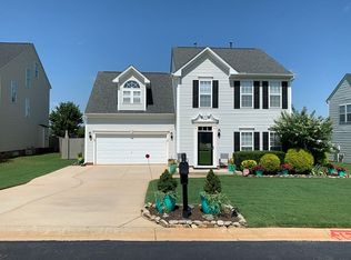 712 Gloria Ct, Boiling Springs, SC 29316