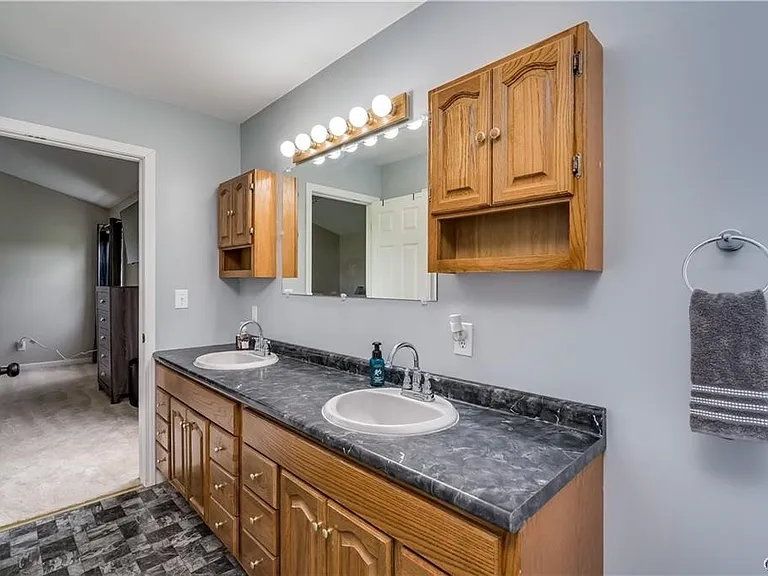 26202 Lafave Rd — Photo 25