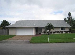 1601 NW 118th Ter, Pembroke Pines, FL 33026