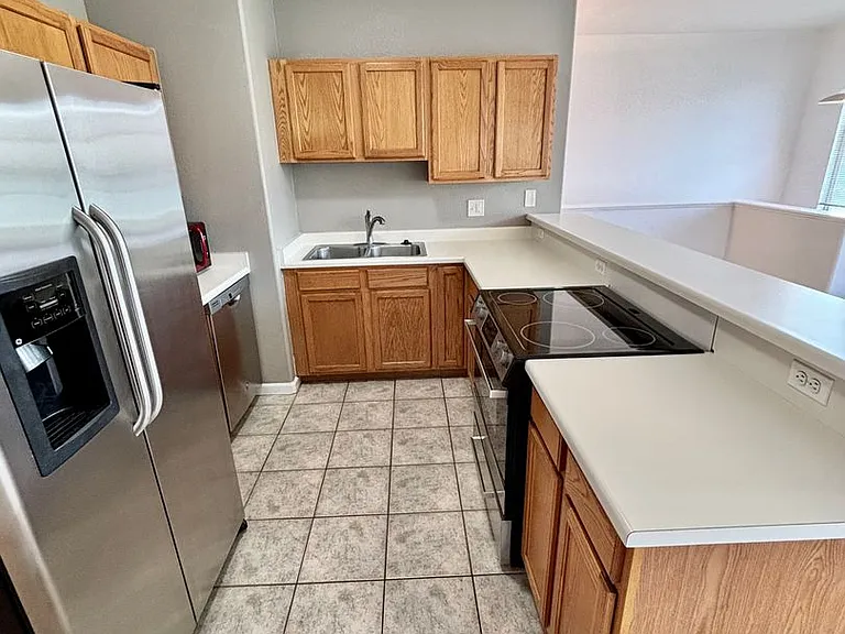 10640 W 12th Ln #D — Photo 5