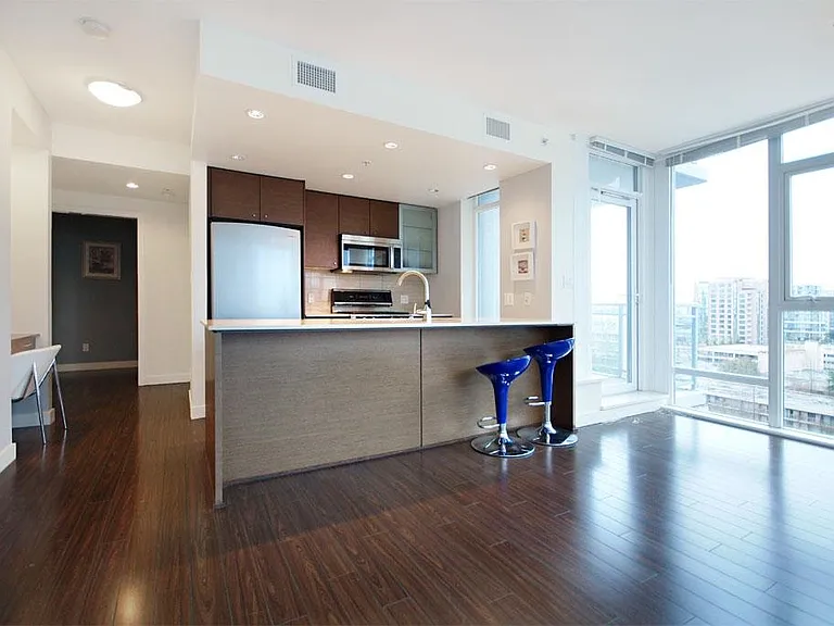 5900 Alderbridge Way #1206 — Photo 8