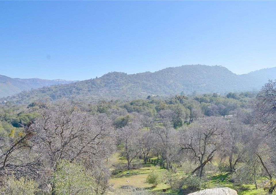 2nd image of 28060 Carlyle Springs Rd #41