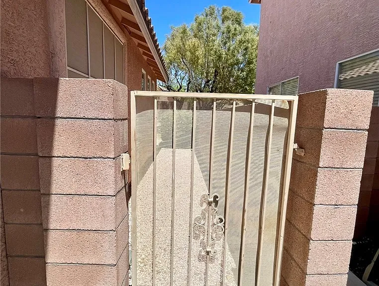 10546 Big Mill Ct — Photo 42