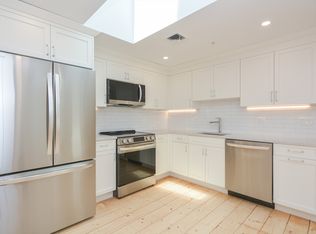 9 State St #7, Marblehead, MA 01945