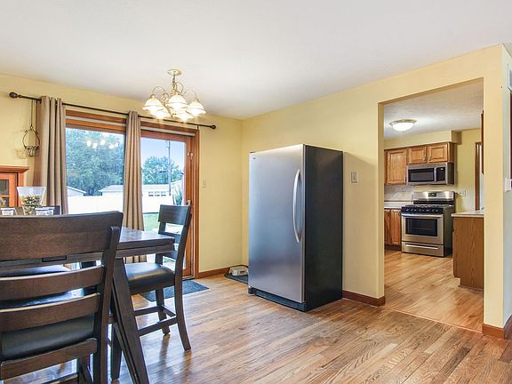 5th image of 18631 S Cypress Cir