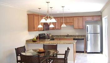 3rd image of 1010 NE 8th Ave APT 36F