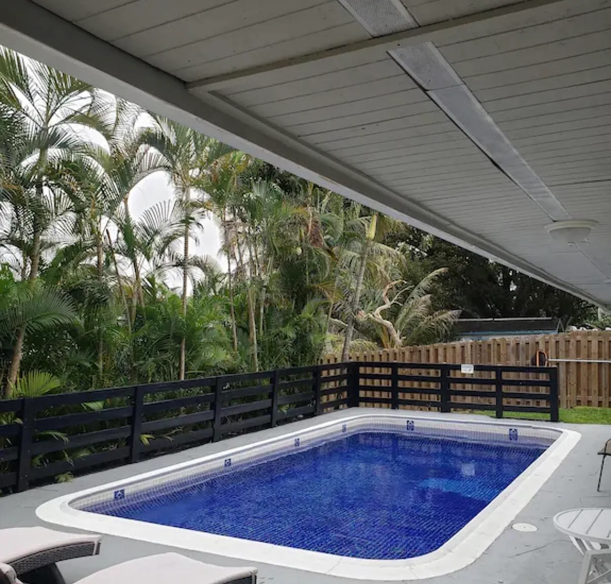 3 bed, 2.0 bath, 1150 sqft, $4,000 — Photo 1