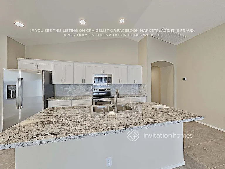 399 W Gascon Rd — Photo 4