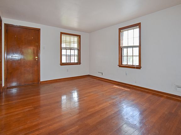 5th image of 99 Convent Ave #1