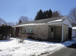 161 Cranberry Rd, Grove City, PA 16127