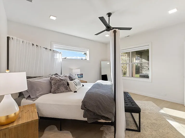 2082 Dennison Ln — Photo 39
