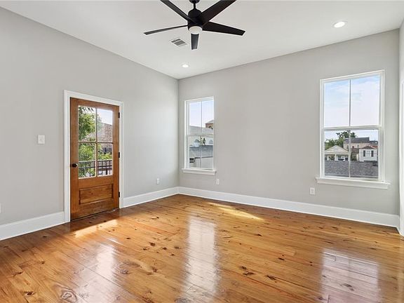 5th image of 2629 Delachaise St