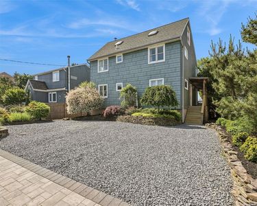 15 Makamah Beach Road, Northport, NY, 11768
