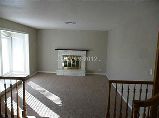 5th image of 3584 Middlebury Ave