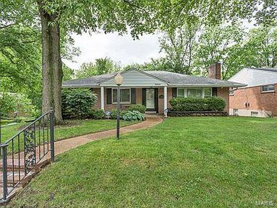 7900 Blackberry Ave, Saint Louis, MO, 63130