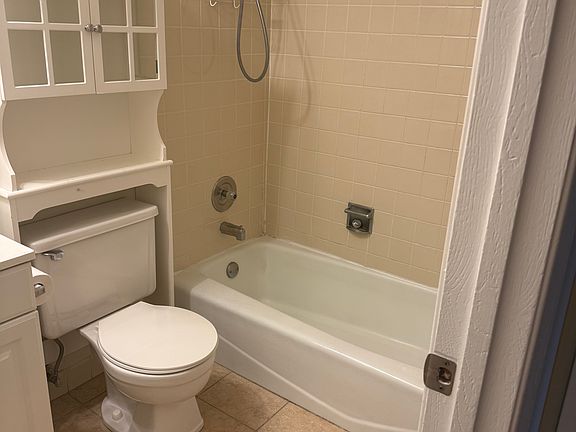 5th image of 1 Echo Ct APT 12
