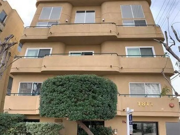 1811 Manning Ave APT 201, Los Angeles, CA 90025