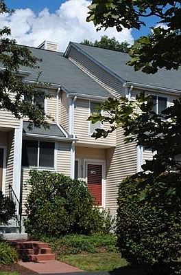 3rd image of 60 Gaslight Ln