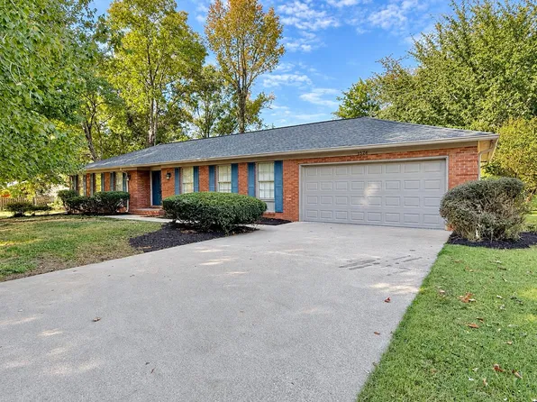 1526 Beckett Dr, Murray, KY 42071