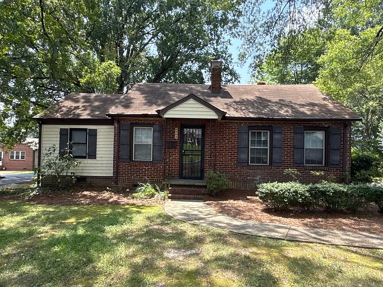 4908 Elder Ave — Photo 1