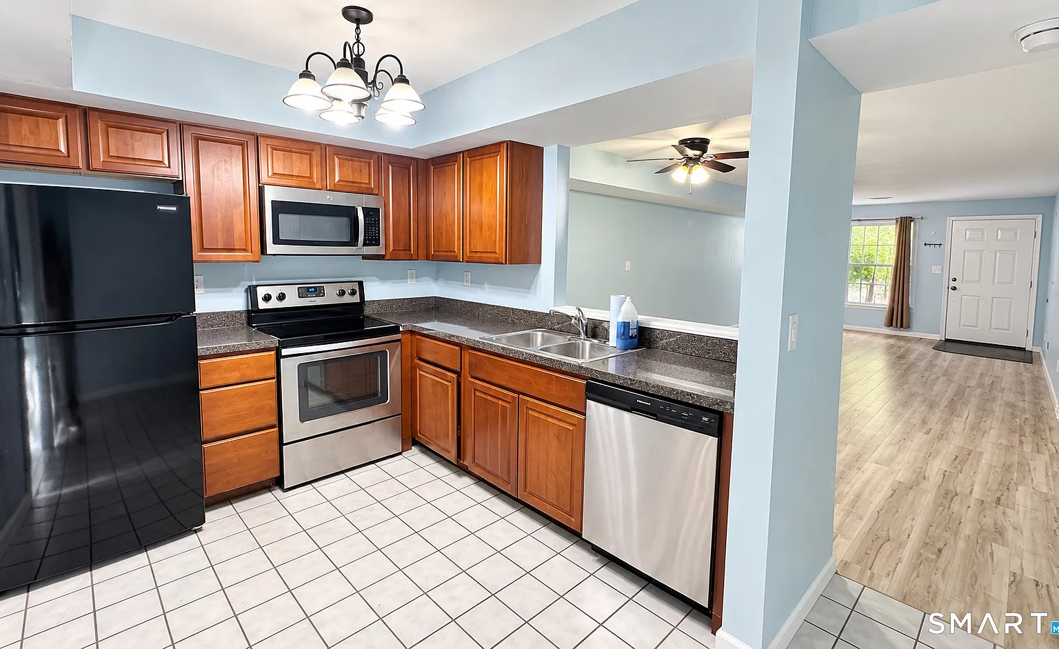 2 bed, 2.0 bath, 1008 sqft, $2,750 — Photo 4