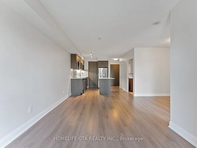 18 Graydon Hall Dr #904 — Photo 13