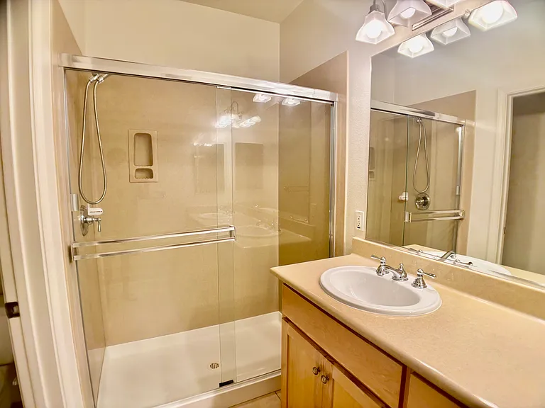 4466 Laird Cir — Photo 20