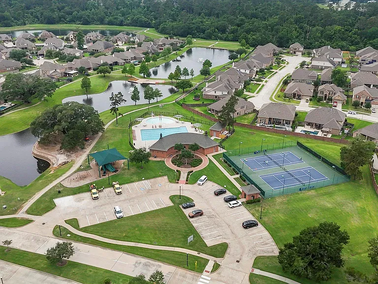22310 Taren Ct — Photo 45