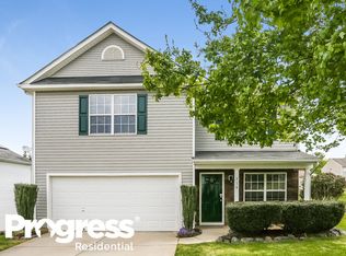 716 Overlook Rd, Lowell, NC 28098