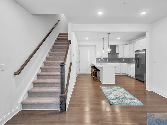 4th image of 1215 Shaw View Aly Unit 101