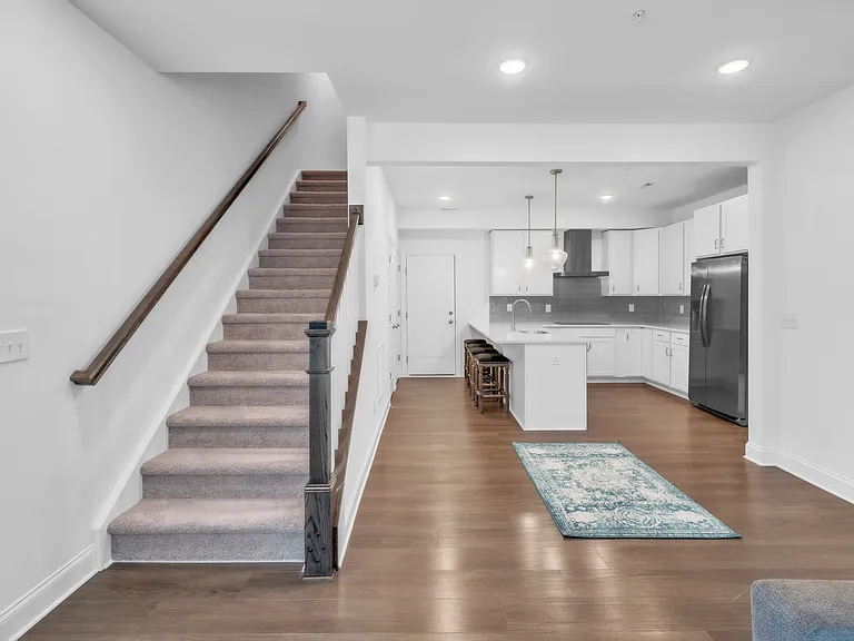 1215 Shaw View Aly #101 — Photo 4