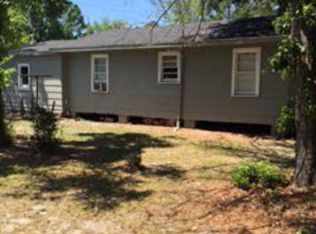 71 N College St, Homerville, GA 31634