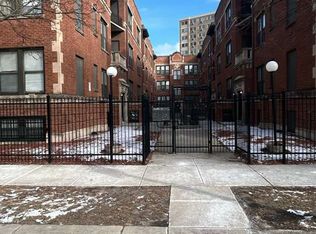 901 E 40th St, Chicago, IL 60653