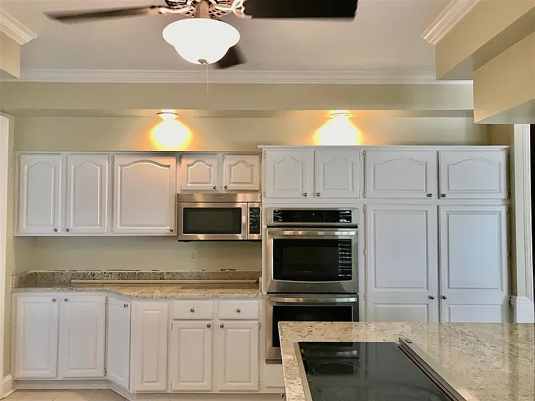 3023 Oakleigh Cv — Photo 11