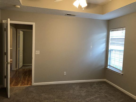 4th image of 2722 Pepperdine Dr