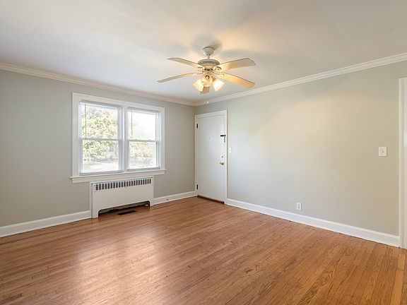 4th image of 9640 Sherwood Pl APT 2