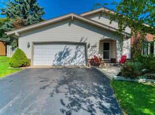 5718 Castleton Ave, Racine, WI 53406